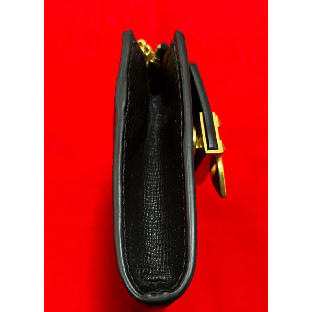 VALENTINO - 定価¥70400.新品 VALENTINO ヴァレンティノ 財布 黒 VALENTINO - 定価¥70400.新品 VALENTINO ヴァレンティノ 財布 黒