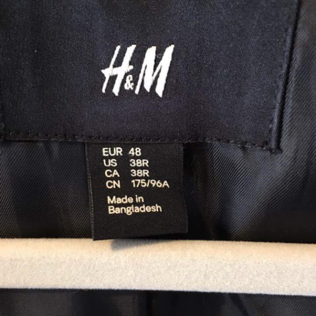 H&M(エイチアンドエム)の《まねきねこ様専用》使用回数少なめ★ ジャケット メンズ H&M メンズのジャケット/アウター(テーラードジャケット)の商品写真