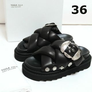 TOGA PULLA - 36 新品 TOGA PULLA パデッド レザー サンダル TOGA PULLA - 36 新品 TOGA PULLA パデッド レザー サンダル