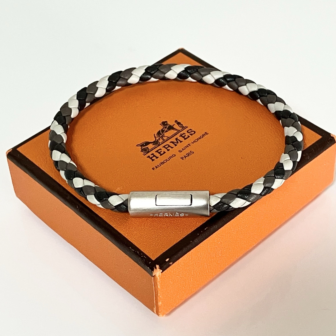 HERMES - HERMES エルメス ゴリアテ グレー白黒 ブレスレット HERMES - HERMES エルメス ゴリアテ グレー白黒 ブレスレット