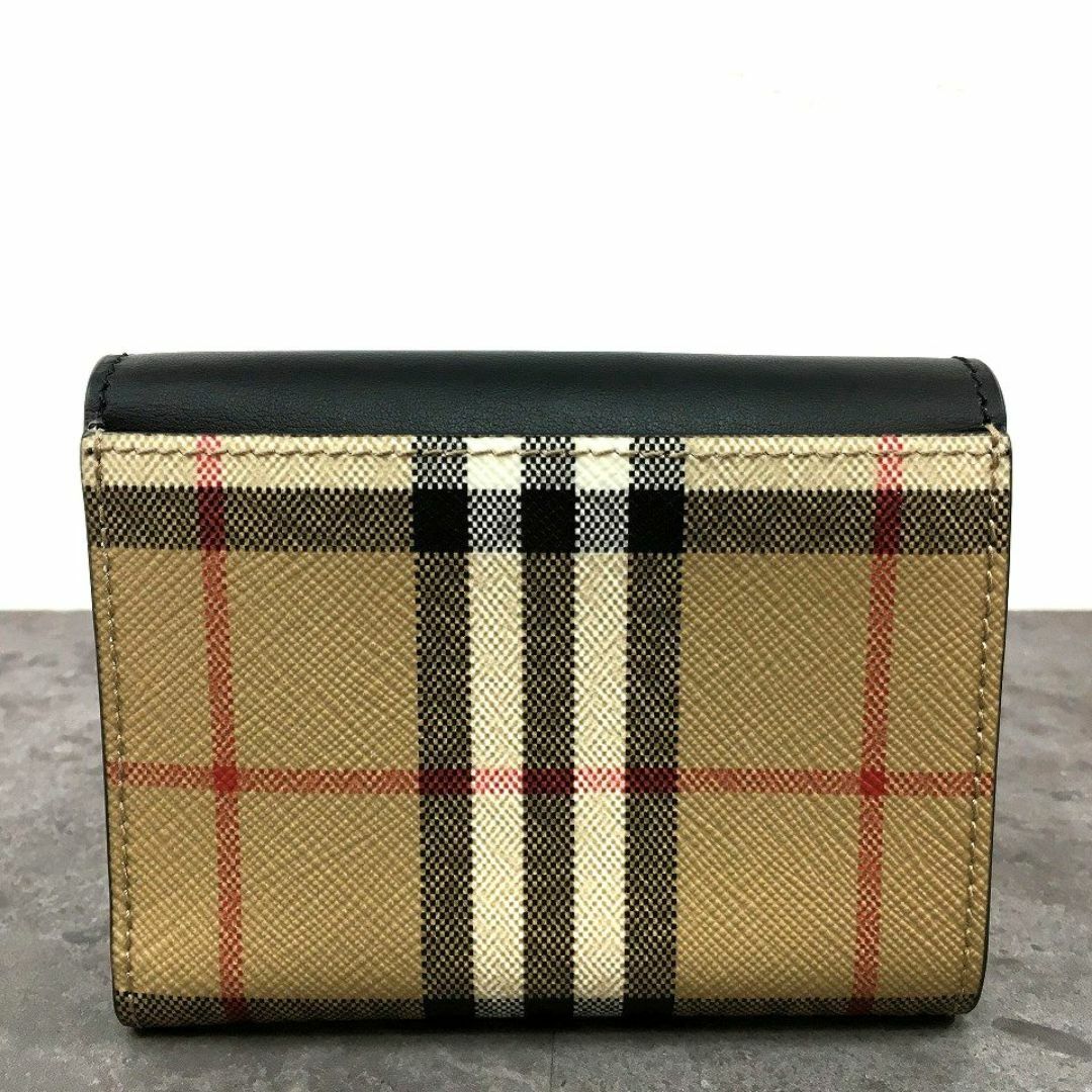 BURBERRY - 291 送料込み! 極美品 BURBERRY コンパクト BURBERRY - 291 送料込み! 極美品 BURBERRY コンパクト