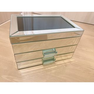 ZARA HOME - ZARA HOME ラグ ジュート 麻 花 フラワーの通販 by ZARA HOME - ZARA HOME ラグ ジュート 麻 花 フラワーの通販 by
