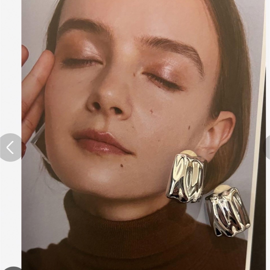 GIVENCHY - GIVENCHY vintageearringシルバーイヤリング GIVENCHY - GIVENCHY vintageearringシルバーイヤリング