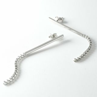 CELINE(ピアス ・ シルバー/銀色系)のフリマアイテム一覧 CELINE(ピアス ・ シルバー/銀色系)のフリマアイテム一覧