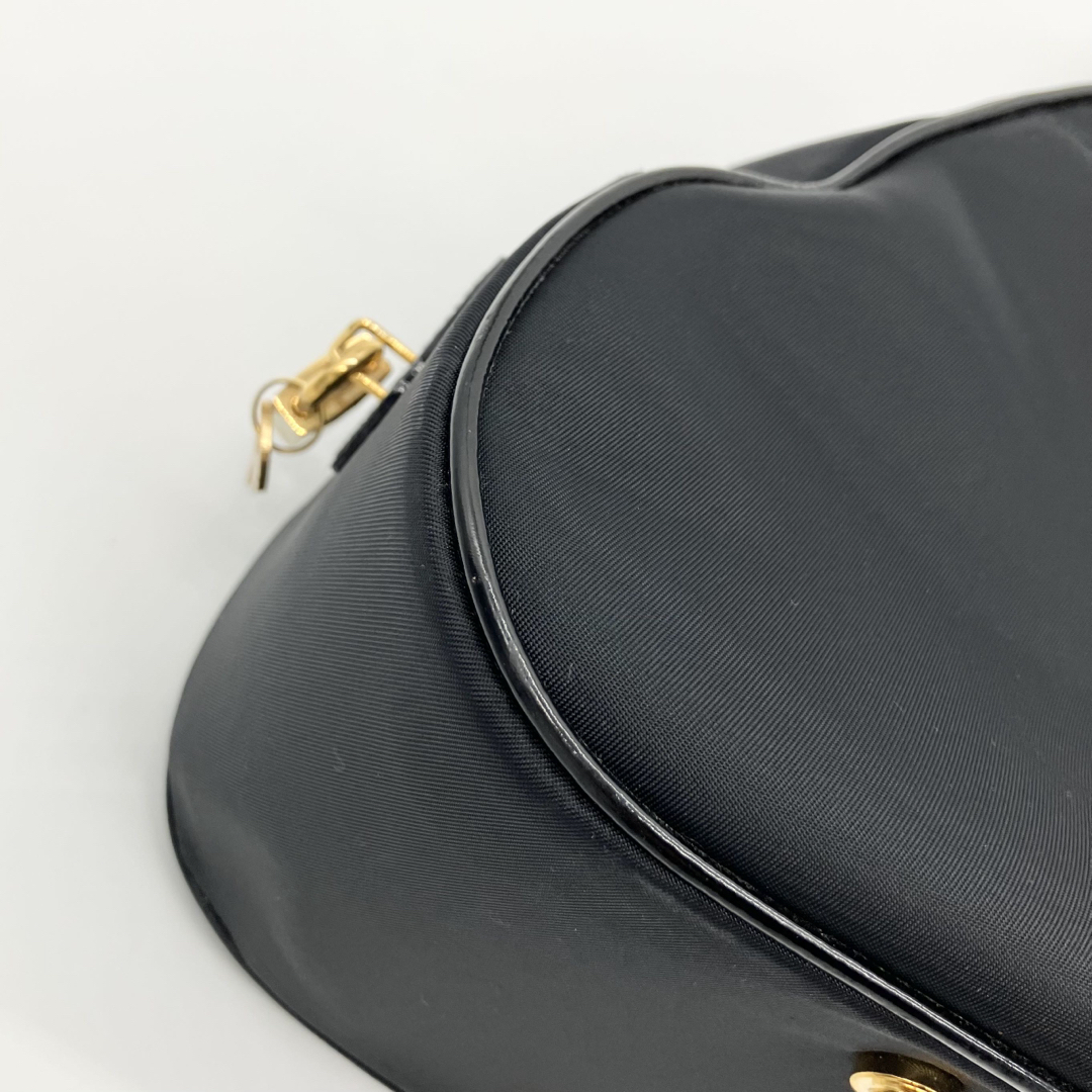 Christian Dior - Christian Dior ロゴ ナイロン ハンドバッグ Christian Dior - Christian Dior ロゴ ナイロン ハンドバッグ