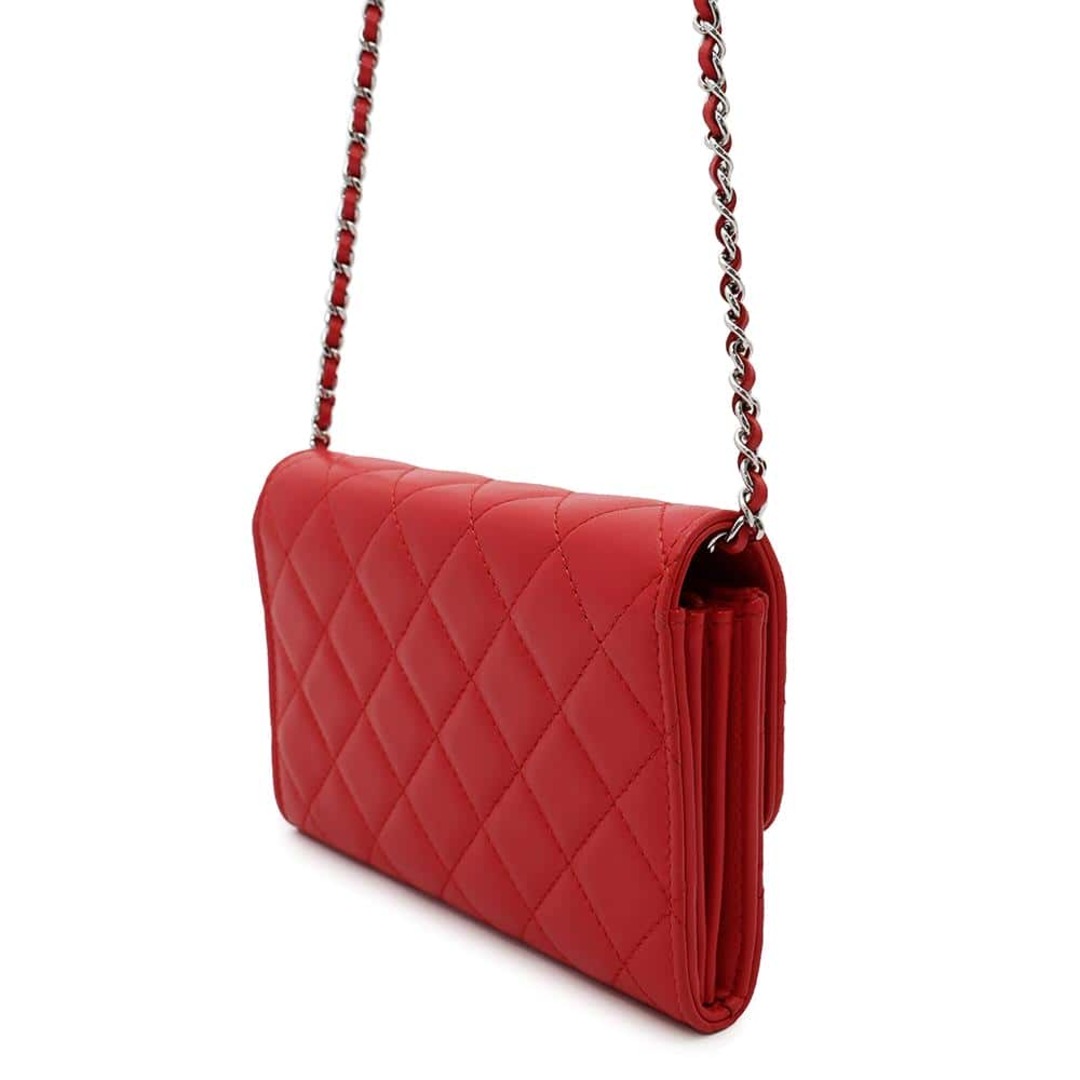 CHANEL - シャネル チェーンウォレット マトラッセ ココマーク CHANEL - シャネル チェーンウォレット マトラッセ ココマーク