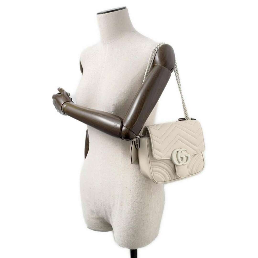 GUCCI - グッチ ショルダーバッグ GGマーモント レザー 739681 GUCCI - グッチ ショルダーバッグ GGマーモント レザー 739681