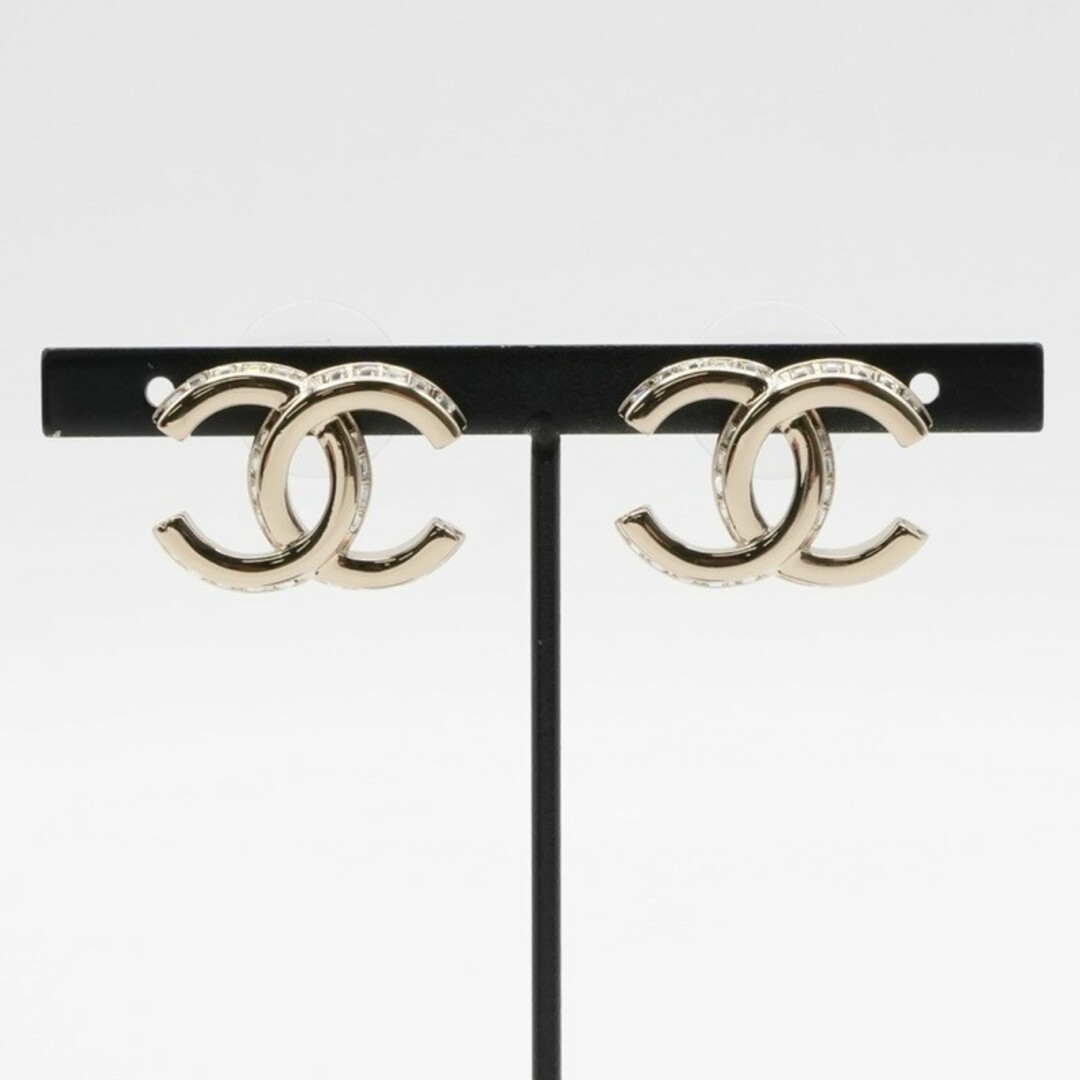 CHANEL - シャネル CHANEL ピアス イヤリング ゴールド ココ CHANEL - シャネル CHANEL ピアス イヤリング ゴールド ココ