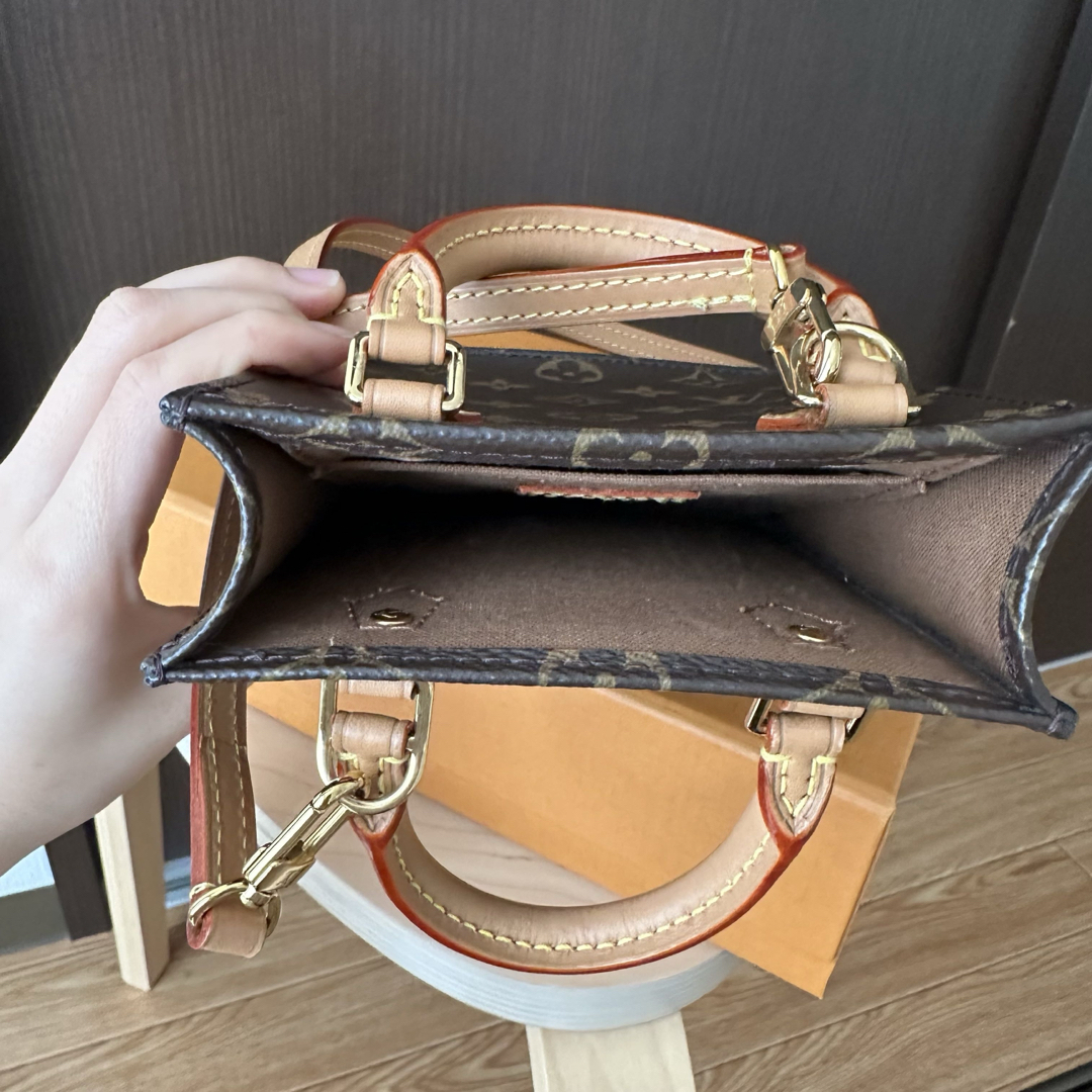 LOUIS VUITTON - ルイヴィトン プティットサックプラの通販 by r LOUIS VUITTON - ルイヴィトン プティットサックプラの通販 by r