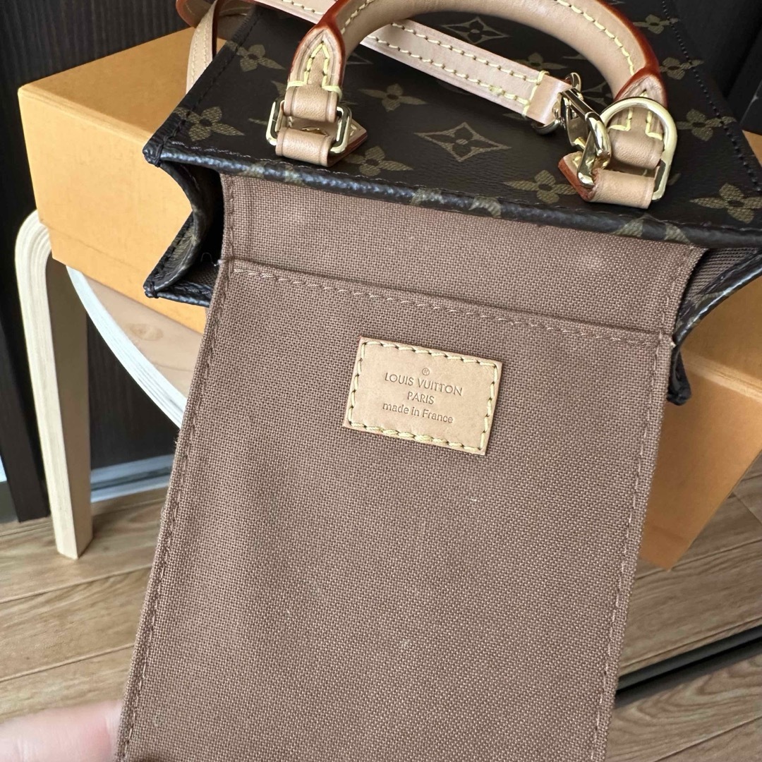 LOUIS VUITTON - ルイヴィトン プティットサックプラの通販 by r LOUIS VUITTON - ルイヴィトン プティットサックプラの通販 by r