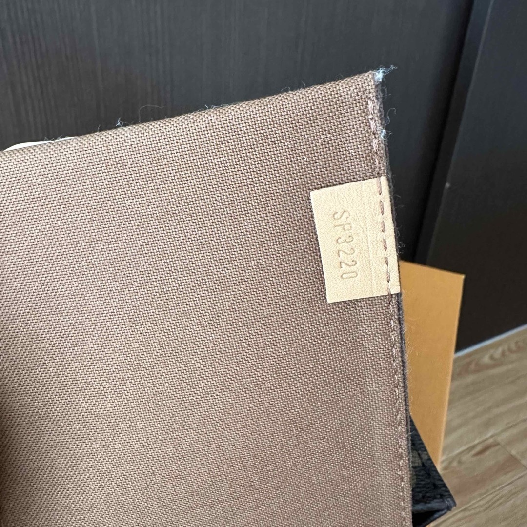 LOUIS VUITTON - ルイヴィトン プティットサックプラの通販 by r LOUIS VUITTON - ルイヴィトン プティットサックプラの通販 by r