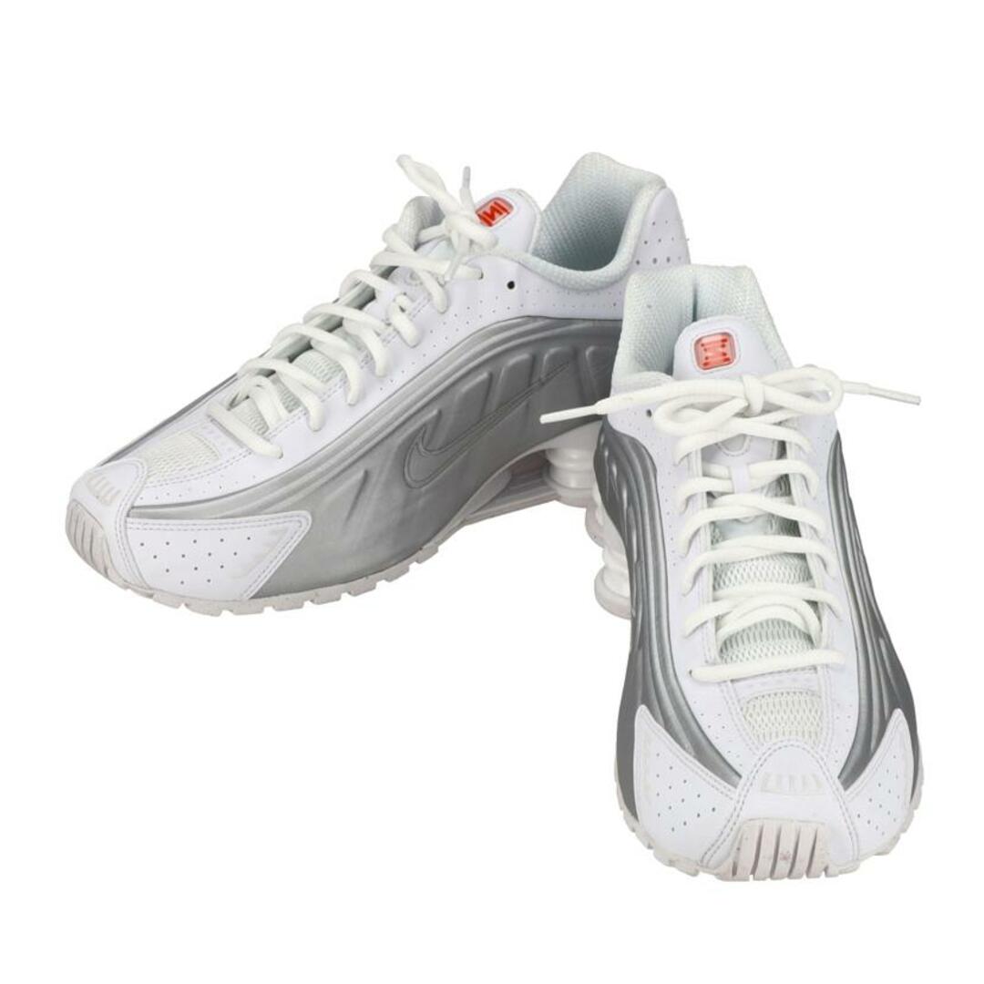 NIKE - NIKE ナイキ/SHOX R4/AR3565-101/ABランク/70【中古】の NIKE - NIKE ナイキ/SHOX R4/AR3565-101/ABランク/70【中古】の