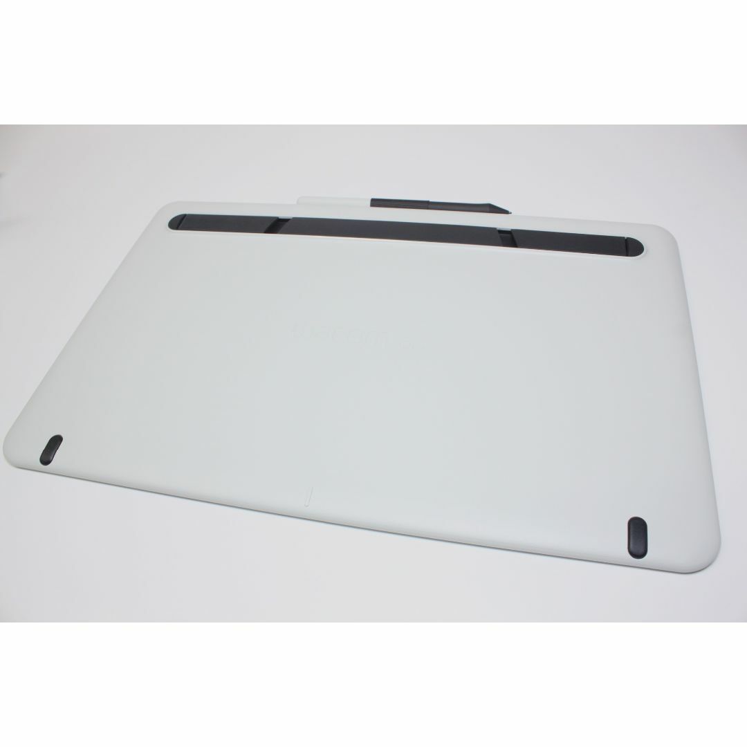 Wacom - Wacom One 13/DTC133/液晶ペンタブレット/13.3インチ ⑤ Wacom - Wacom One 13/DTC133/液晶ペンタブレット/13.3インチ ⑤
