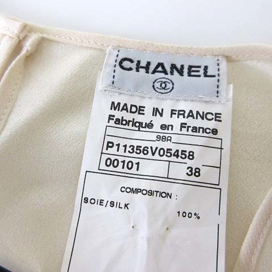 CHANEL - シャネル ブラウス シャツ カットソー シルク 半袖 M CHANEL - シャネル ブラウス シャツ カットソー シルク 半袖 M