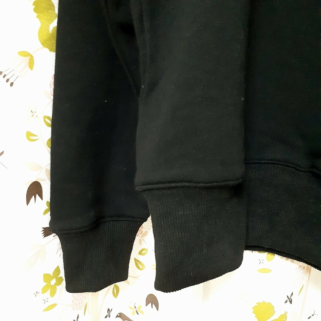 ami - ami未使用 黒トレーナーの通販 by プロフィール見てね ami - ami未使用 黒トレーナーの通販 by プロフィール見てね