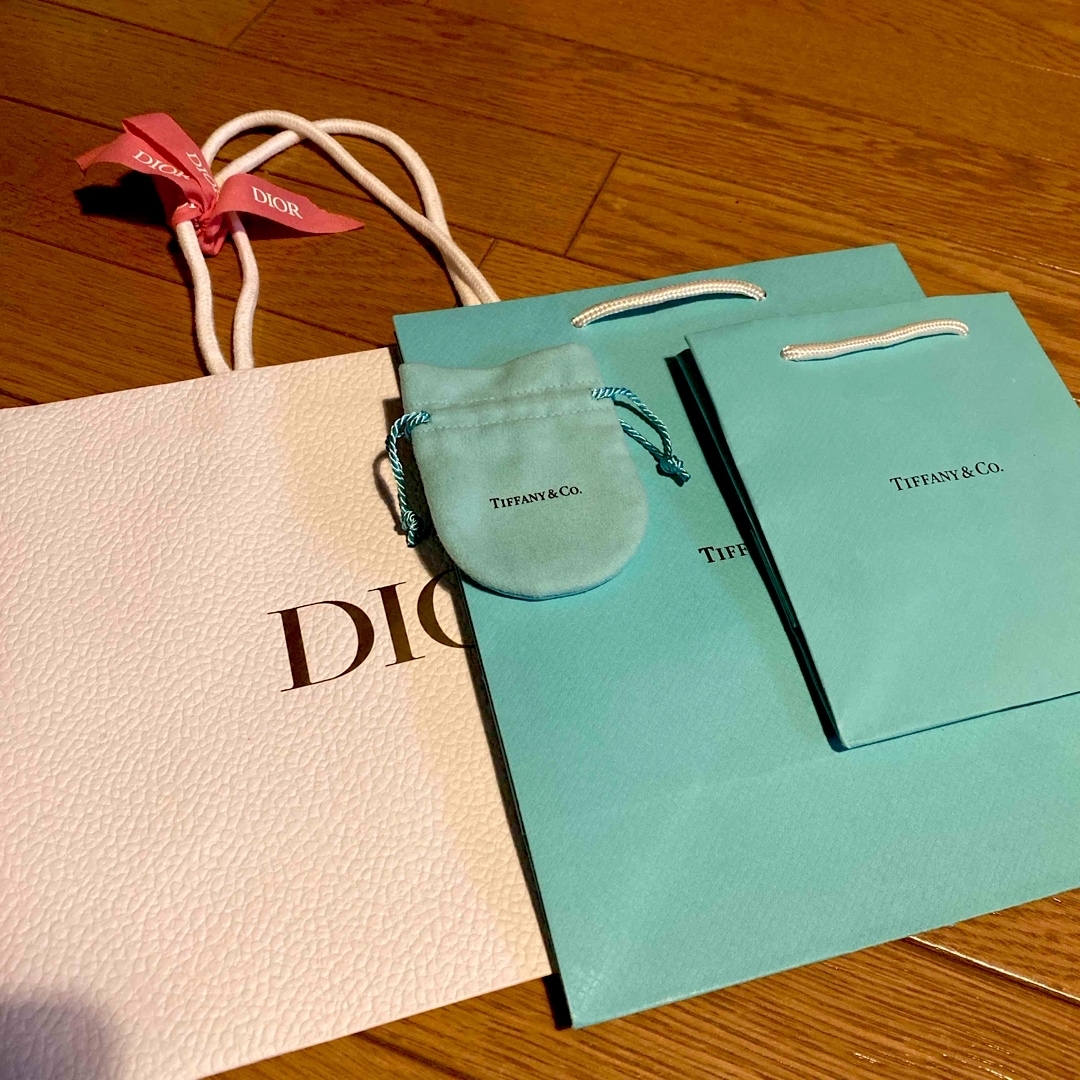 Tiffany & Co. - 【Tiffany】ショッピングバックの通販 by はん Tiffany & Co. - 【Tiffany】ショッピングバックの通販 by はん