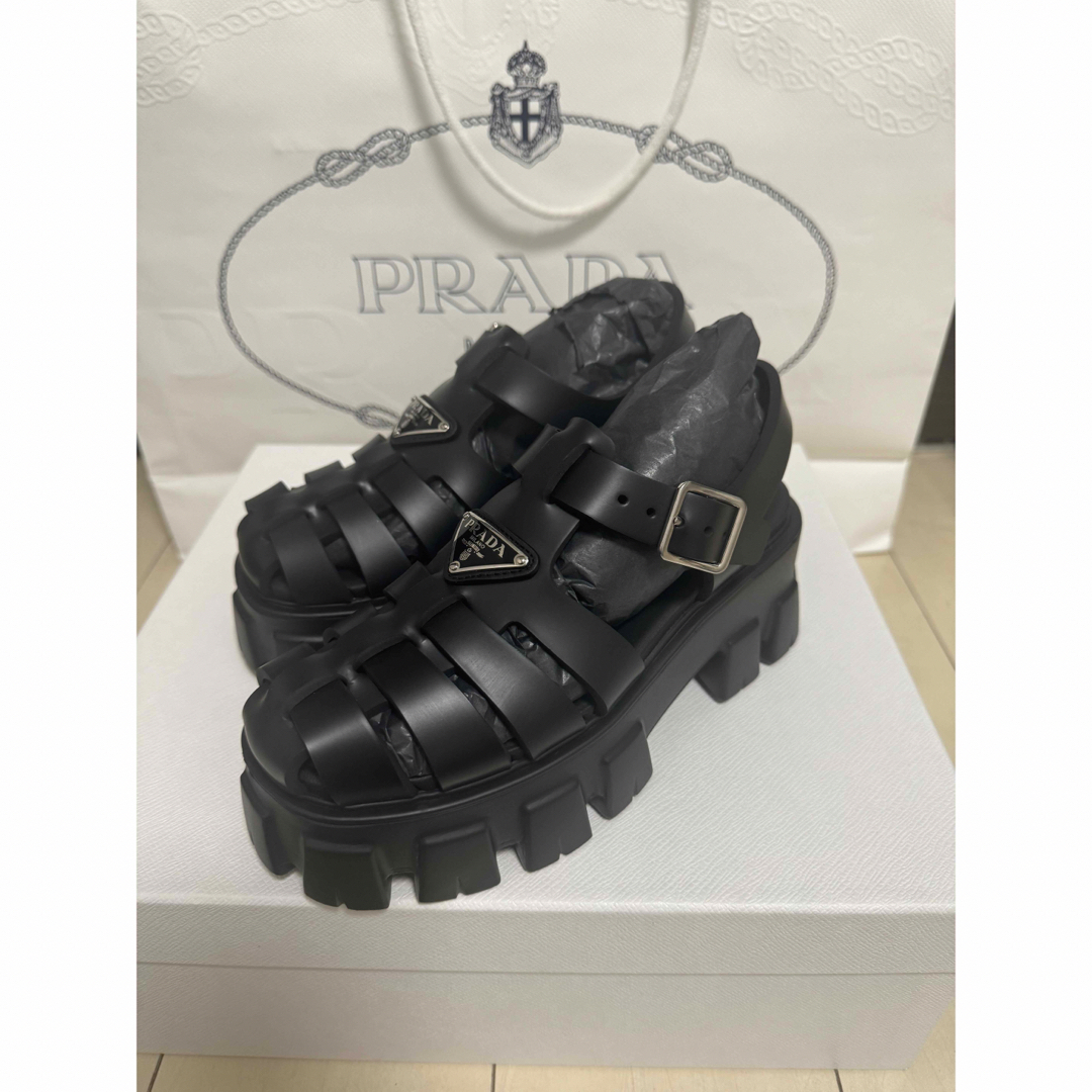 PRADA - PRADA モノリス サンダル 新品の通販 by L|プラダなら PRADA - PRADA モノリス サンダル 新品の通販 by L|プラダなら