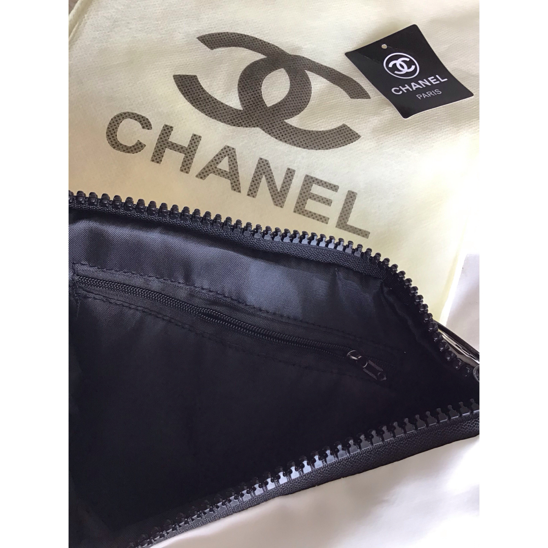 CHANEL - 【新品未使用】CHANEL コスメポーチ ノベルティ CHANEL - 【新品未使用】CHANEL コスメポーチ ノベルティ