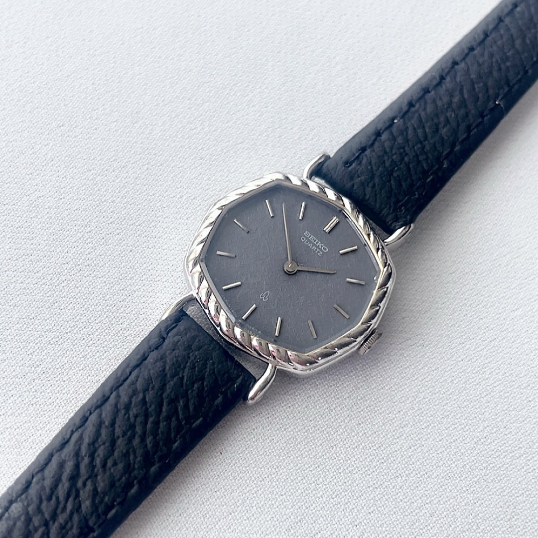 SEIKO - SEIKO 1400-5580 レディースクォーツ腕時計 2針 8角形 SEIKO - SEIKO 1400-5580 レディースクォーツ腕時計 2針 8角形