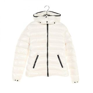 MONCLER(ダウンジャケット ・ ホワイト/白色系)のフリマ MONCLER(ダウンジャケット ・ ホワイト/白色系)のフリマ