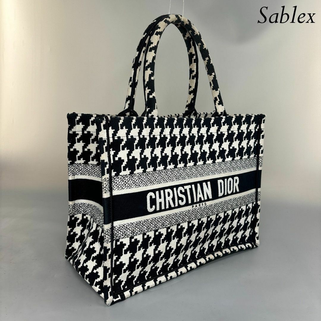 Christian Dior - 【超極美品】クリスチャン ディオール ブック Christian Dior - 【超極美品】クリスチャン ディオール ブック