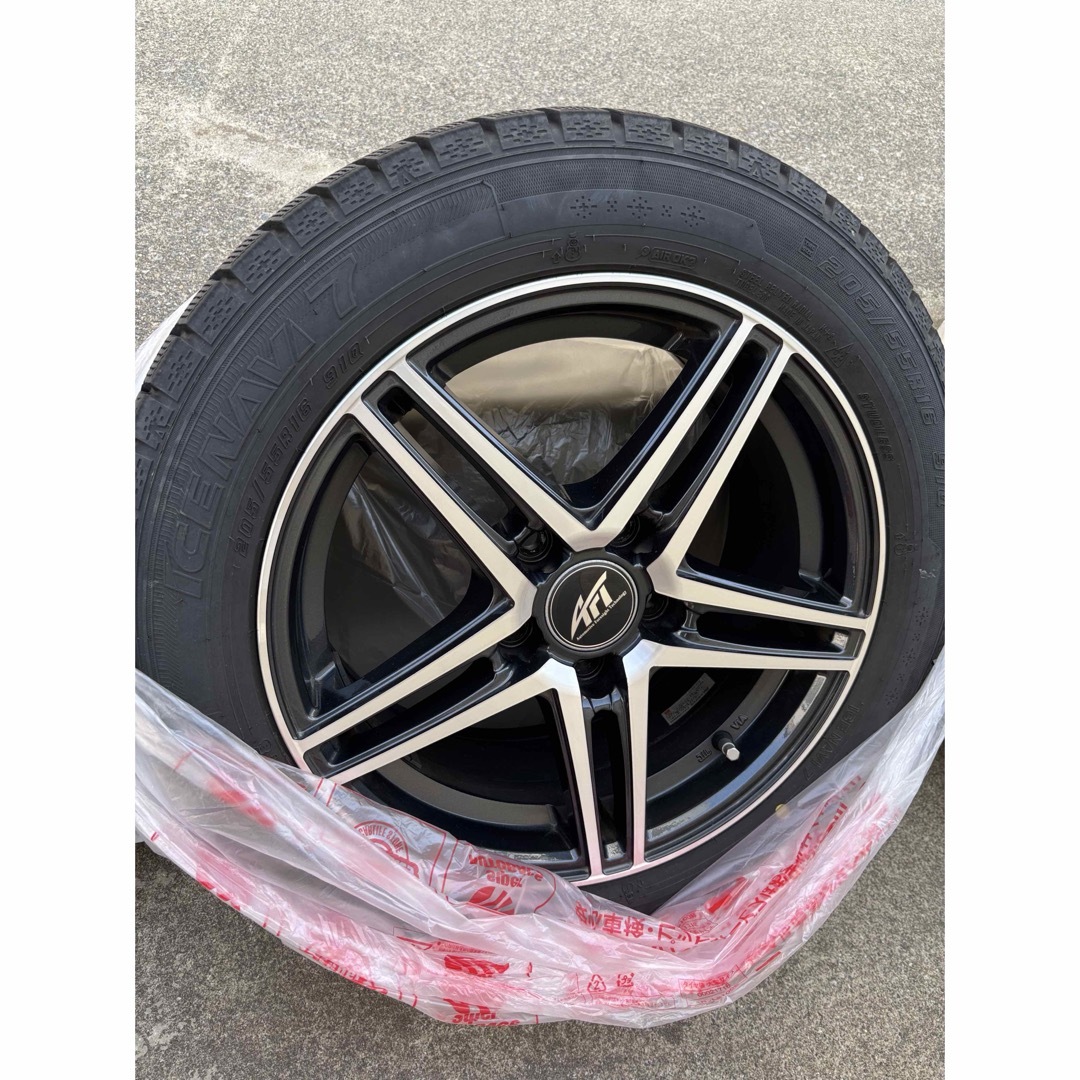 Goodyear - 【美品】スタッドレスタイヤ 4本セット① 205 55 16 Goodyear - 【美品】スタッドレスタイヤ 4本セット① 205 55 16