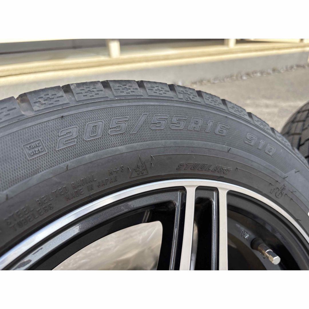 Goodyear - 【美品】スタッドレスタイヤ 4本セット① 205 55 16 Goodyear - 【美品】スタッドレスタイヤ 4本セット① 205 55 16