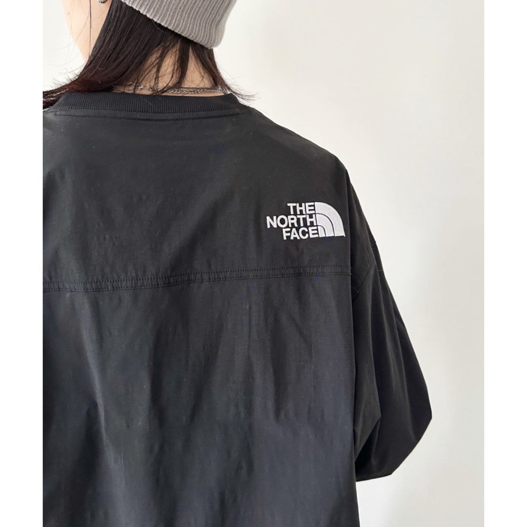 THE NORTH FACE - 韓国ノースフェイス切替クルーネック刺繍ロゴ THE NORTH FACE - 韓国ノースフェイス切替クルーネック刺繍ロゴ