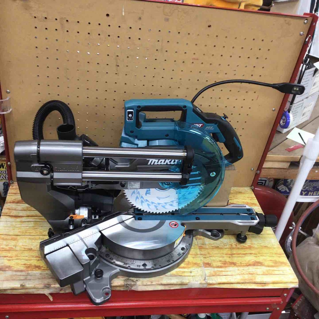 ☆マキタ(makita) コードレススライドマルノコ LS005GZ【川崎店 ☆マキタ(makita) コードレススライドマルノコ LS005GZ【川崎店
