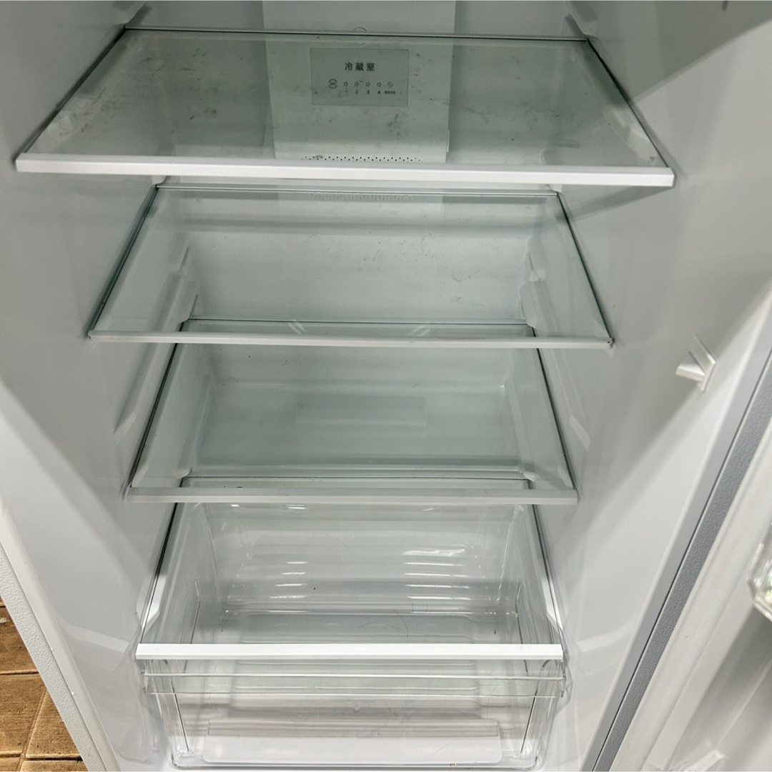 yamada - 132 冷蔵庫 美品 小型 一人暮らし 大きめサイズ 200L yamada - 132 冷蔵庫 美品 小型 一人暮らし 大きめサイズ 200L