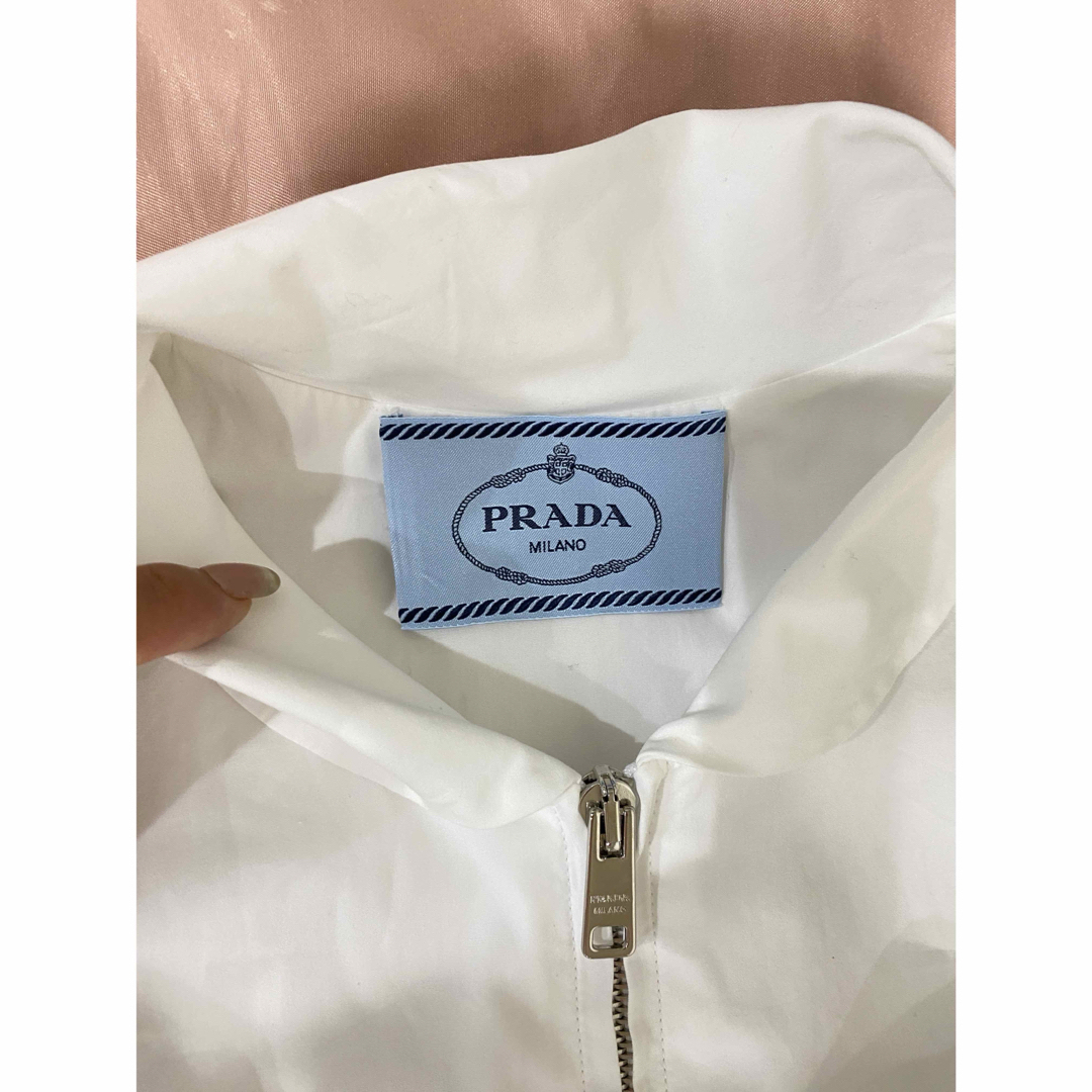 PRADA - PRADA(プラダ)のベルト付きワンピースの通販 by PRADA - PRADA(プラダ)のベルト付きワンピースの通販 by