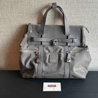 Henri Bendel(リュック/バックパック)のフリマアイテム一覧 Henri Bendel(リュック/バックパック)のフリマアイテム一覧