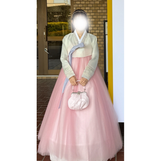 実例写真！オーバードレス 韓国風ドレス ピンク ベアトップ キラキラチュール(ウェディングドレス)