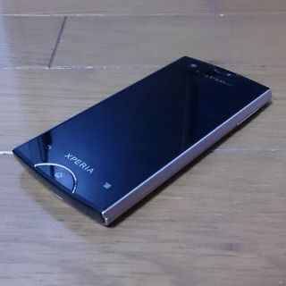 美中古品 SO-03C Xperia ray ゴールド(スマートフォン本体)