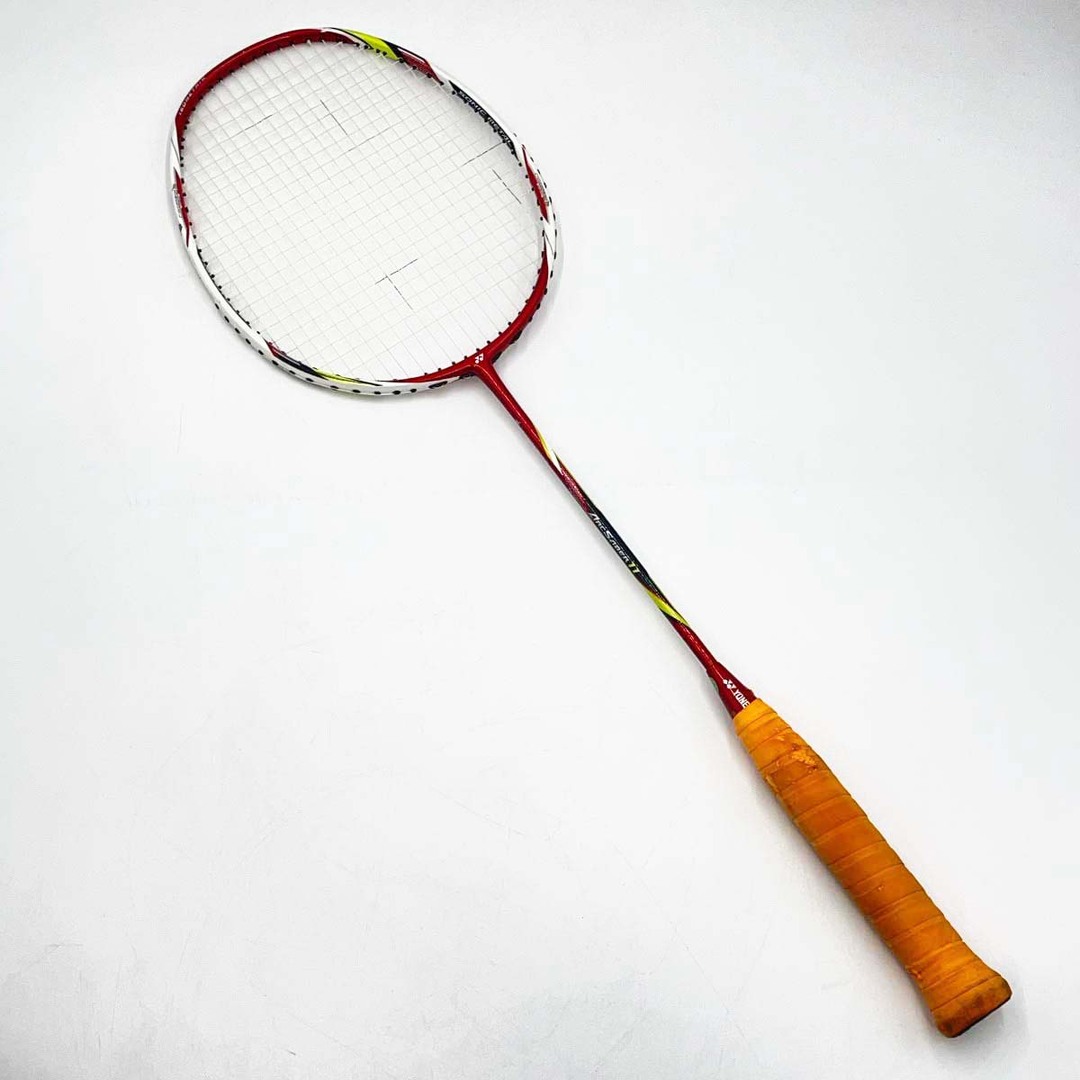 YONEX - ヨネックス アークセイバー11 バドミントンラケット YONEX - ヨネックス アークセイバー11 バドミントンラケット
