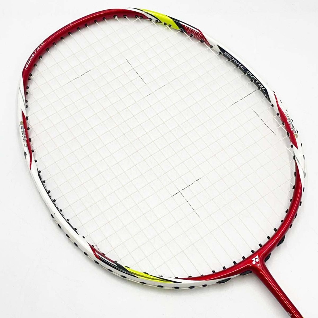 YONEX - ヨネックス アークセイバー11 バドミントンラケット YONEX - ヨネックス アークセイバー11 バドミントンラケット