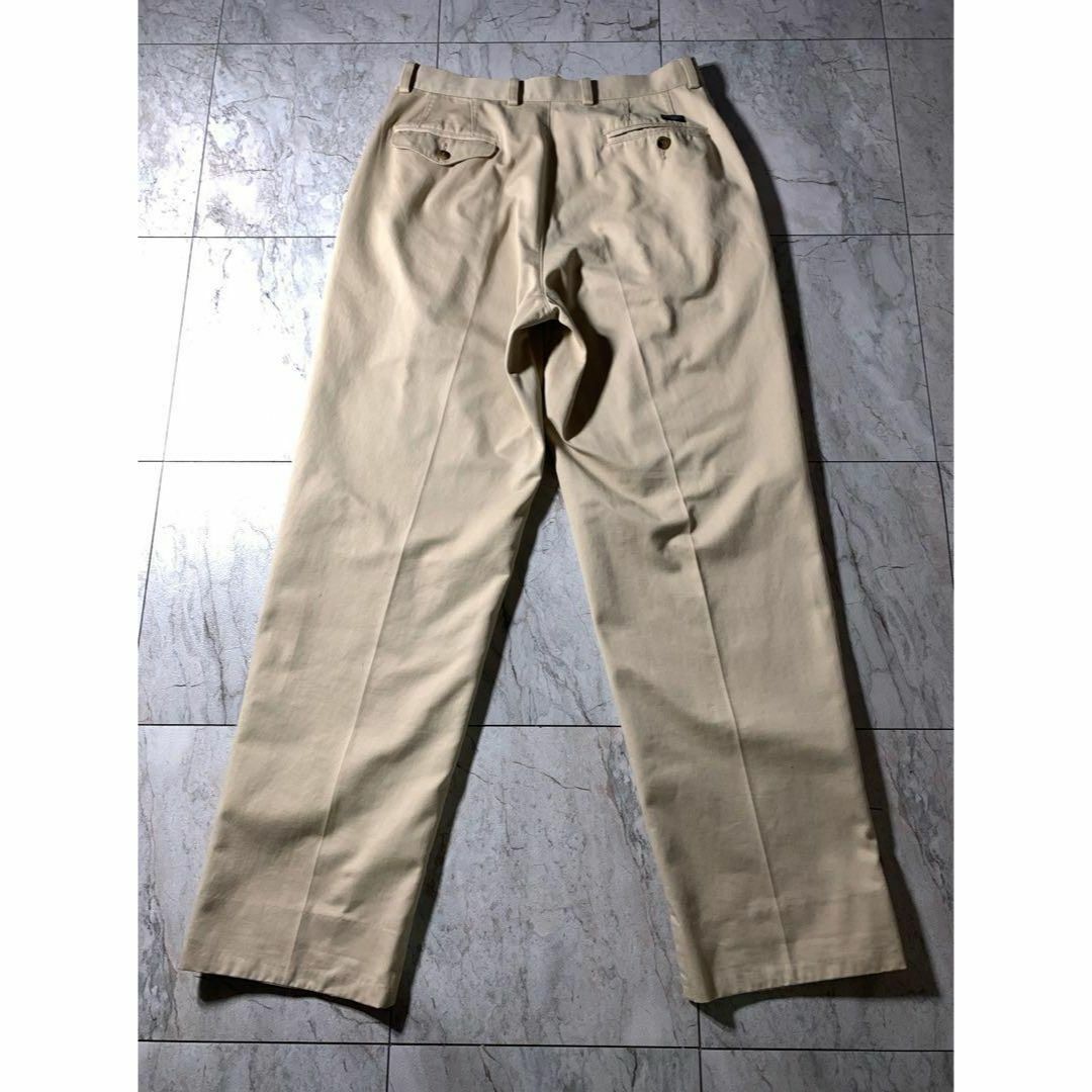 Levi's - 00s DOCKERS 2タック チノパン スラックス ベージュ Levi's - 00s DOCKERS 2タック チノパン スラックス ベージュ