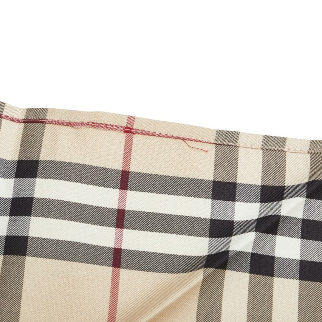 BURBERRY - 美品 バーバリー ノバチェック スカーフ 三角形 BURBERRY - 美品 バーバリー ノバチェック スカーフ 三角形