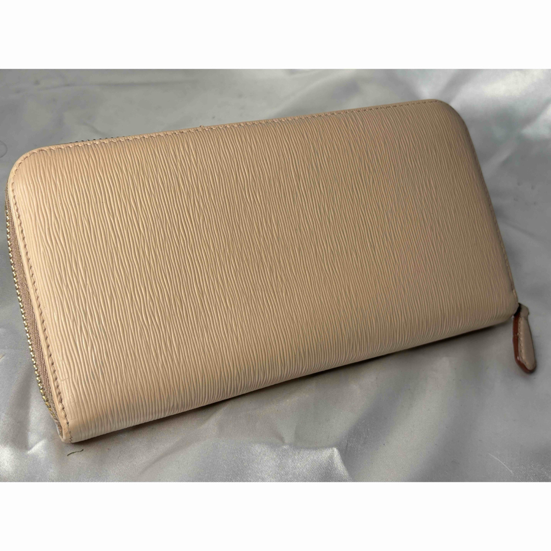 PRADA - 超美品 PRADA プラダ 長財布 ラウンドファスナー PRADA - 超美品 PRADA プラダ 長財布 ラウンドファスナー