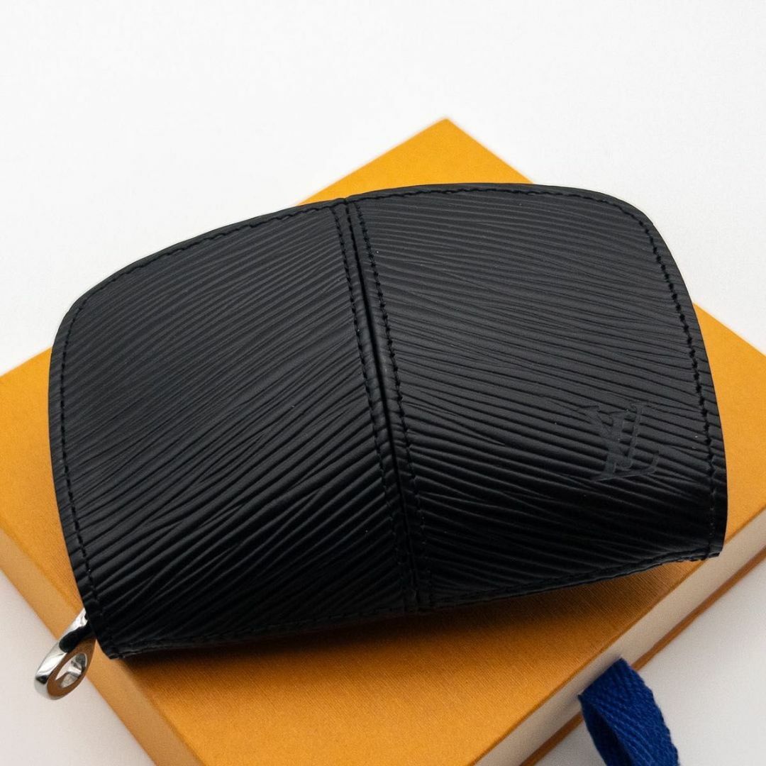 LOUIS VUITTON - 【極美品】ルイヴィトン ポルトモネエピZ エピ LOUIS VUITTON - 【極美品】ルイヴィトン ポルトモネエピZ エピ
