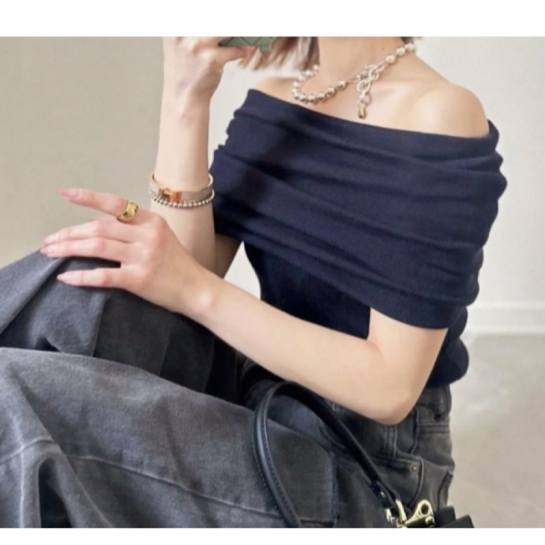 ZARA - 新品 ZARA オフショルダー ニット トップス ネイビー ZARA - 新品 ZARA オフショルダー ニット トップス ネイビー