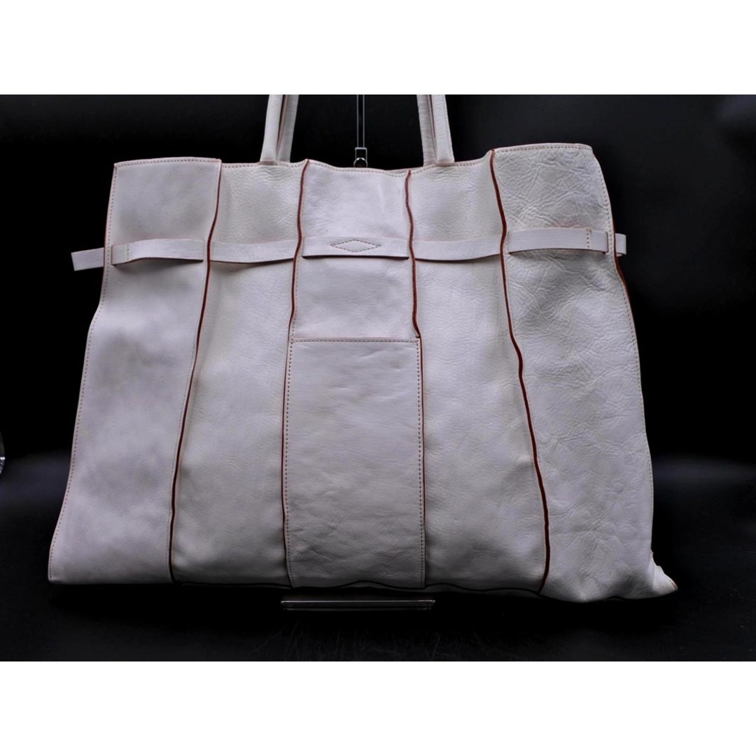 MONTEROSA モンテローザ レザー トート バッグ 白 MONTEROSA モンテローザ レザー トート バッグ 白