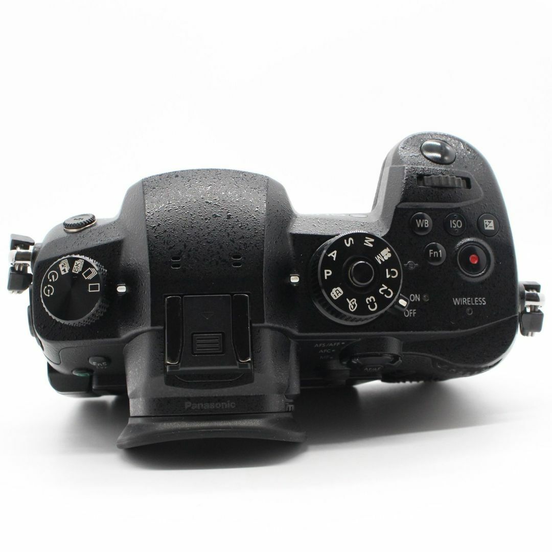 Panasonic LUMIX DC-GH5 ボディ ショット数3244回の通販 by Panasonic LUMIX DC-GH5 ボディ ショット数3244回の通販 by