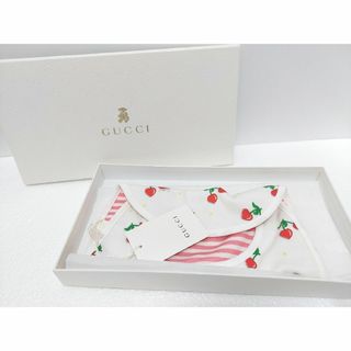 GUCCI(ベビースタイ/よだれかけ)のフリマアイテム一覧 GUCCI(ベビースタイ/よだれかけ)のフリマアイテム一覧