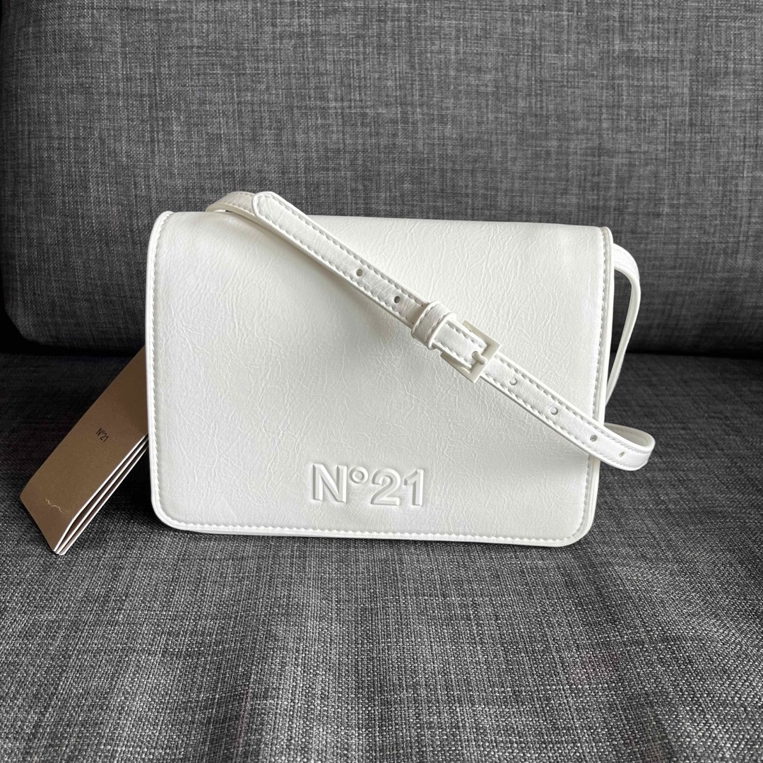 N°21 - N°21 kids ヌメロヴェントゥーノ キッズ ロゴショルダー N°21 - N°21 kids ヌメロヴェントゥーノ キッズ ロゴショルダー