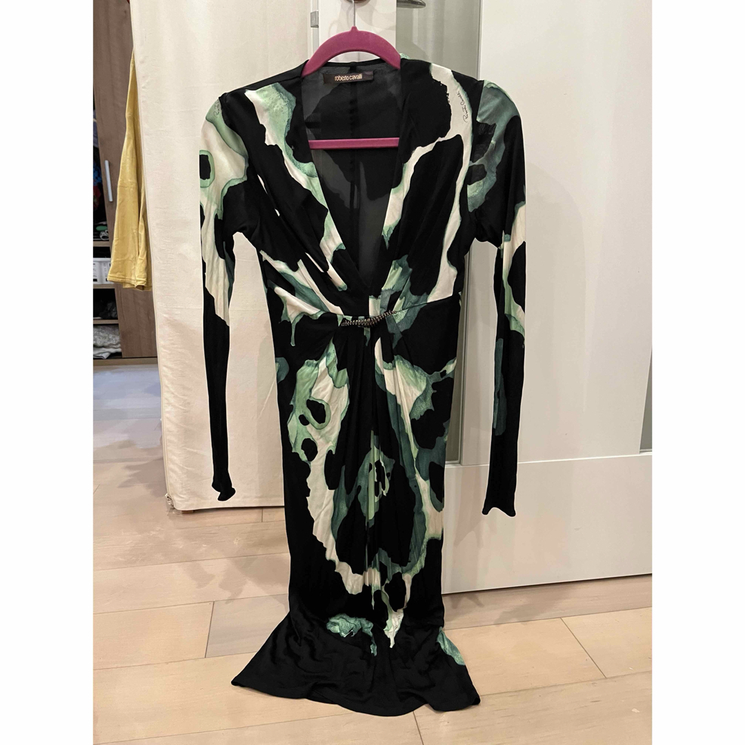 Roberto Cavalli - roberto cavalliワンピースの通販 by jeny Roberto Cavalli - roberto cavalliワンピースの通販 by jeny