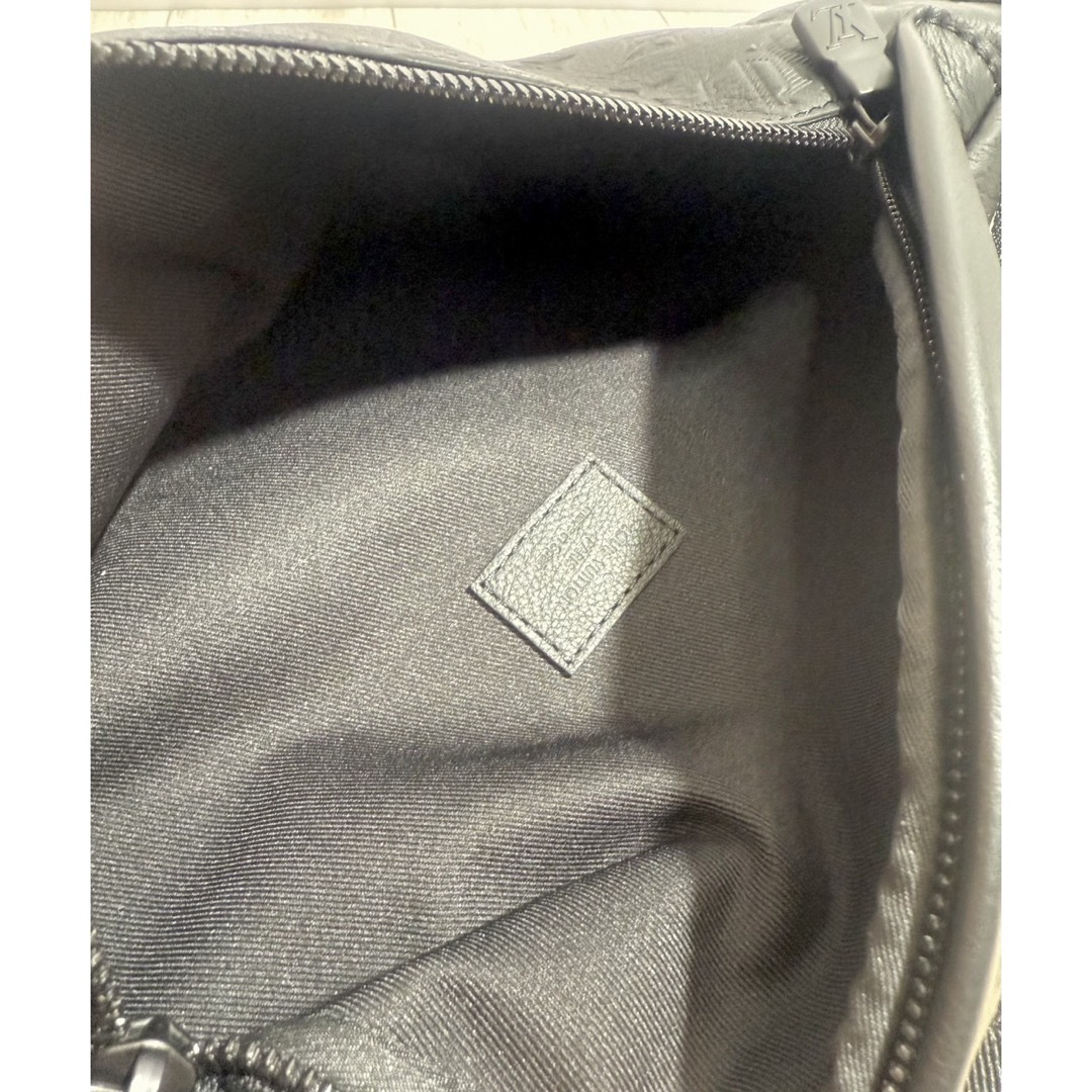 LOUIS VUITTON - 定価33.6万☆ルイヴィトン モノグラムシャドウ LOUIS VUITTON - 定価33.6万☆ルイヴィトン モノグラムシャドウ
