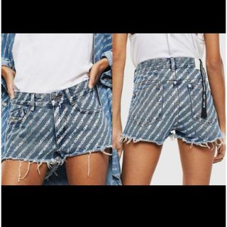 DIESEL - 【DIESEL】コピーライトロゴ デニム ショートパンツ 24 DIESEL - 【DIESEL】コピーライトロゴ デニム ショートパンツ 24