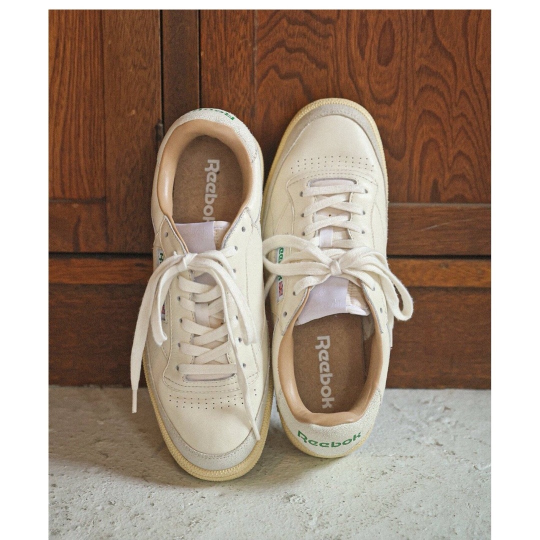 Reebok - REEBOK リーボック SLOBE別注 CLUB C 24.5 新品の通販 Reebok - REEBOK リーボック SLOBE別注 CLUB C 24.5 新品の通販
