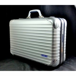 RIMOWAのフリマアイテム一覧 RIMOWAのフリマアイテム一覧
